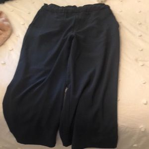 Flowy wide leg pants in navy blue